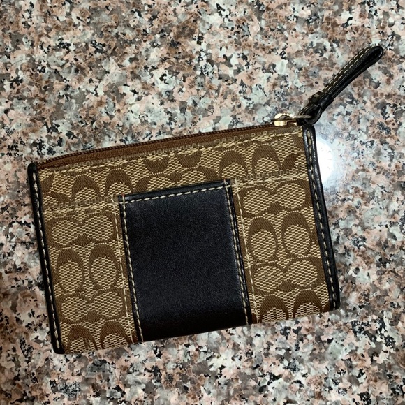 Coach Coin Purse - Picture 5 of 9